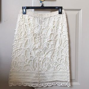 White lace skirt